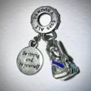 PANDORA DISNEY MULAN ‘be strong and be yourself’ DANGLE CHARM ALE 925
